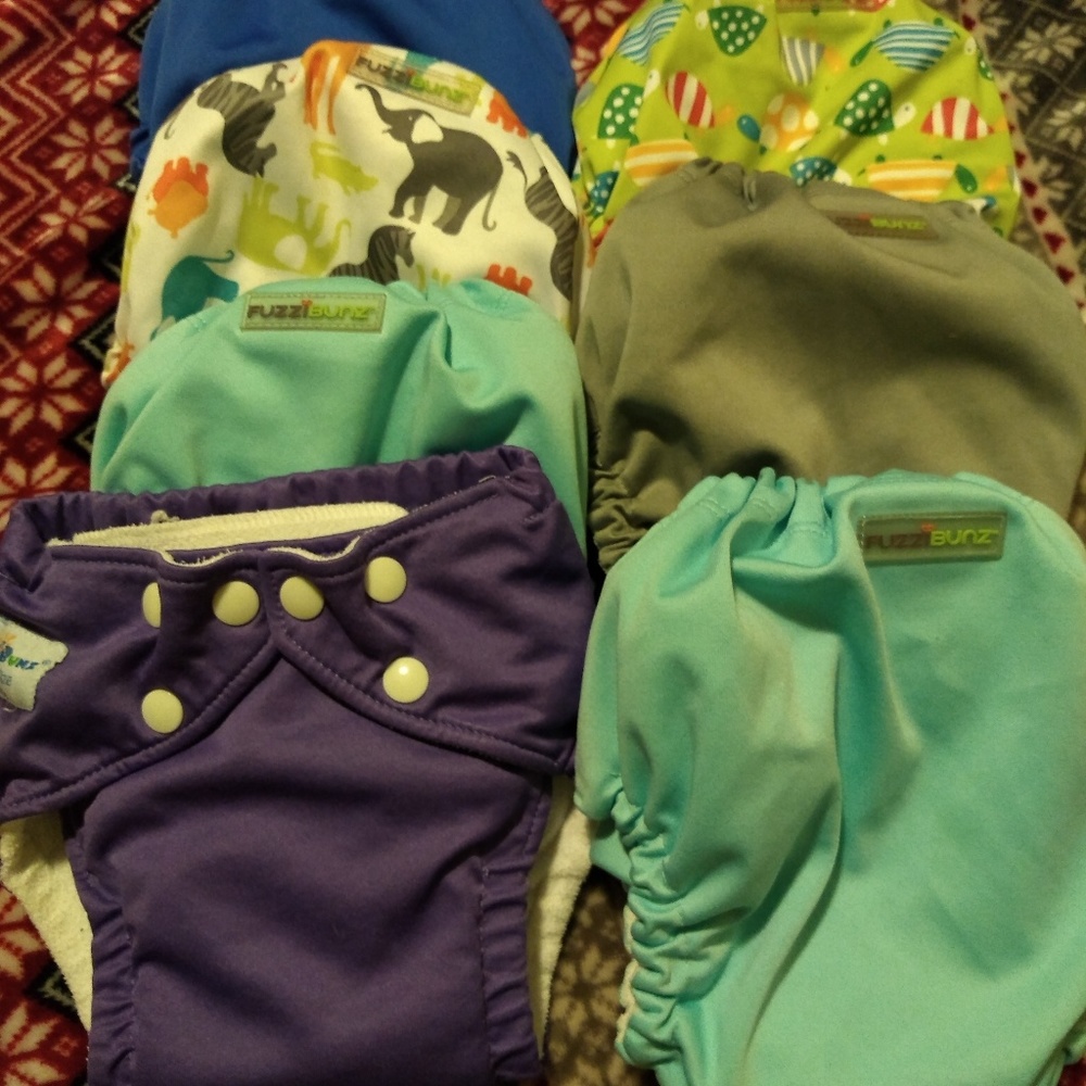 EUC Fuzzibunz pocket diapers with inserts
